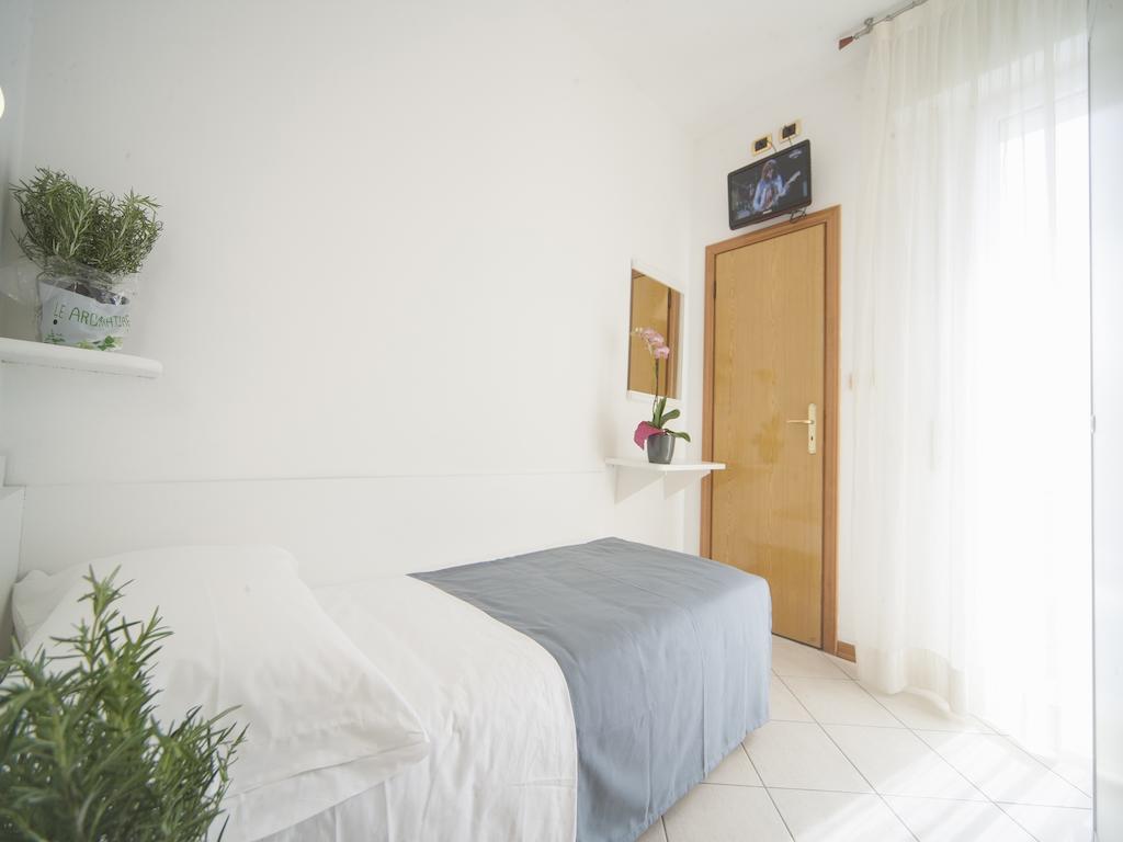 camera singola hotel Manola Rimini
